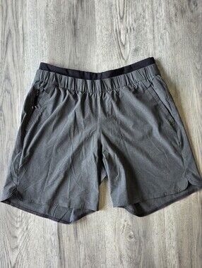 REI Co-op Women’s Gray Lined Athletic Shorts Medium